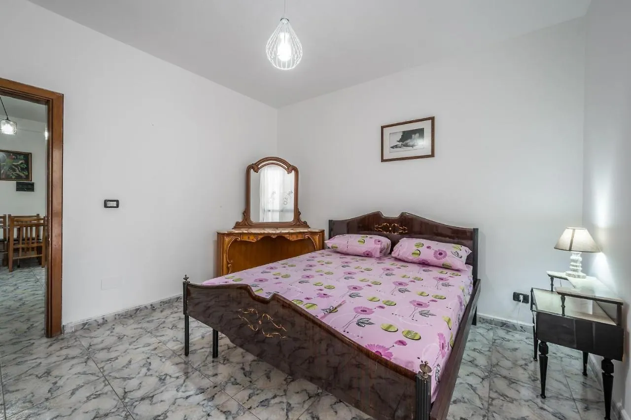 Beach House Durres
